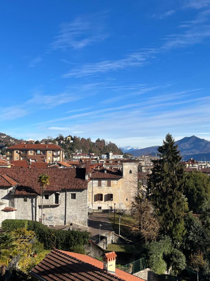 Garibaldi 46 Apartment Verbania Bagian luar foto
